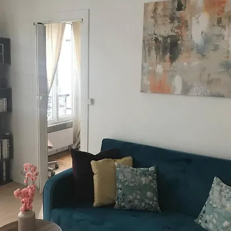 Beau 2 Pieces A 13eme Apartment